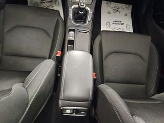 Hyundai i 30 2017 1.4•140hp•Panorama•Clima•Navi•-thumb-29