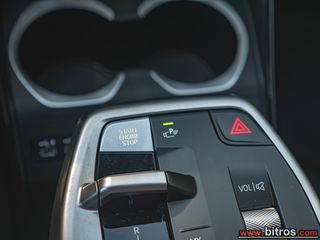 Bmw X1 2023 xDrive25e M Sport DKG7-thumb-29