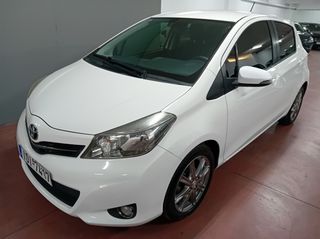 Toyota Yaris 2012 1300cc 100hp CAMERA / NAVI ελληνικό 1ο χέρι ΑΡΙΣΤΟ!!!
