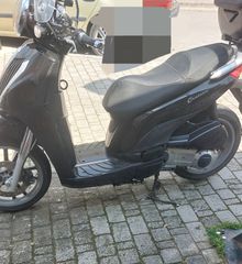 Piaggio Carnaby 300 Cruiser 2014 CARNABY 300 CRUISER