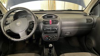 Opel Corsa 2005 CORSA-C 1200 twinport-thumb-6