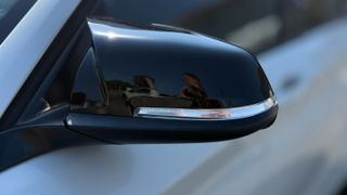 Bmw 118 2013 urban-thumb-12