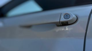 Bmw 118 2013 urban-thumb-13