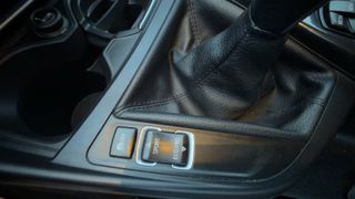 Bmw 118 2013 urban-thumb-28