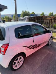 Renault Twingo 2010-thumb-7
