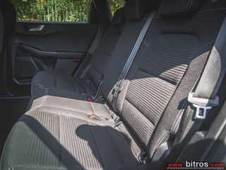 Ford Kuga 2021 2.5 DURATEC 225 CH PHEV ECVT TITANIUM-thumb-5