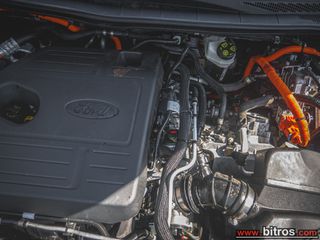 Ford Kuga 2021 2.5 DURATEC 225 CH PHEV ECVT TITANIUM-thumb-45