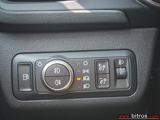 Ford Kuga 2021 2.5 DURATEC 225 CH PHEV ECVT TITANIUM-thumb-28