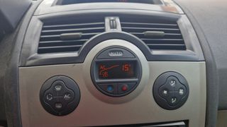 Renault Megane 2004 1.6 Privilege-thumb-19