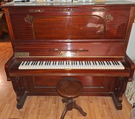 PIANO HOFFMANN