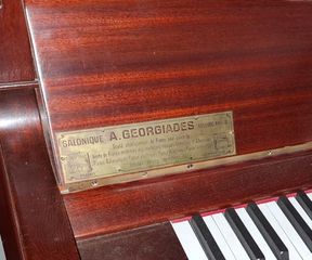 PIANO HOFFMANN-thumb-8