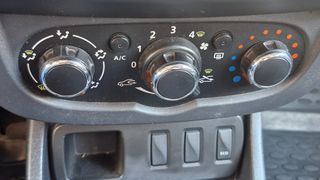 Dacia Duster 2015 1.5 DCI 110HP  SPORTIVE-thumb-23