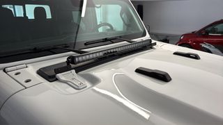 Jeep Gladiator 2022 OVERLAND-thumb-21