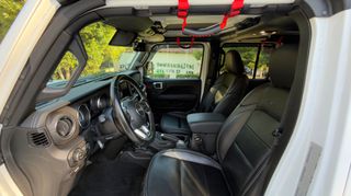 Jeep Gladiator 2022 OVERLAND-thumb-10