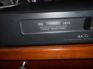 VIDEO AKAI VS - F 1000-thumb-3