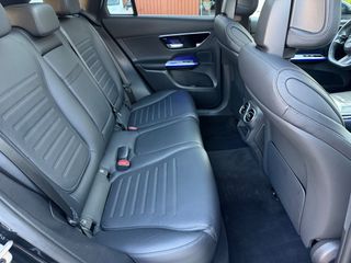 Mercedes-Benz GLC 300 2023 GLC 300 DE 4MATIC AMG LINE! PREMIUM PACK! PANORAMA!-thumb-32