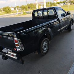Toyota Hilux 2010-thumb-3