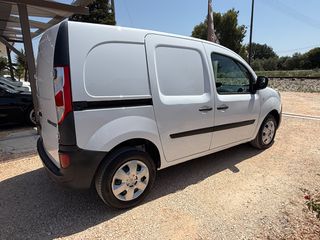 Renault Kangoo 2019 1.5 DCI DIESEL-A/C-AUTOMATIC-thumb-9