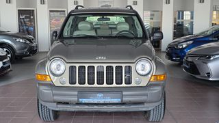 Jeep Cherokee 2005 SPORT 2.4-thumb-2
