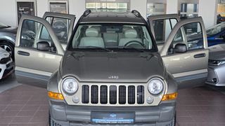 Jeep Cherokee 2005 SPORT 2.4-thumb-11