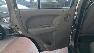 Jeep Cherokee 2005 SPORT 2.4-thumb-17