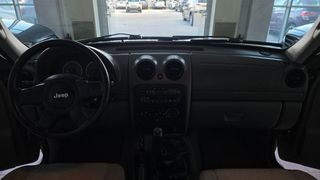Jeep Cherokee 2005 SPORT 2.4-thumb-26