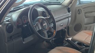 Jeep Cherokee 2005 SPORT 2.4-thumb-28