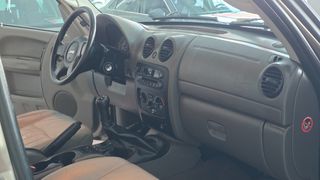 Jeep Cherokee 2005 SPORT 2.4-thumb-29