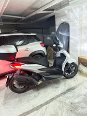 Piaggio Beverly 400 2023-thumb-5