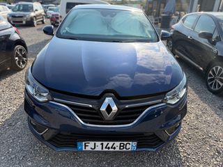 Renault Megane 2019-thumb-4