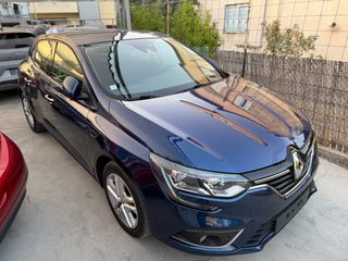 Renault Megane 2019-thumb-7