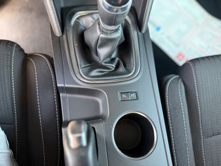 Renault Megane 2019-thumb-30