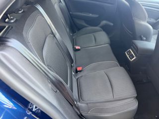 Renault Megane 2019-thumb-31