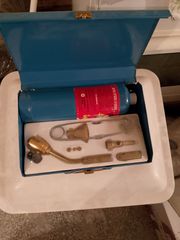 σετ φλόγιστρου οξυγόνου/αερίου (oxy-gas torch kit) σε μεταλλική βαλίτσα