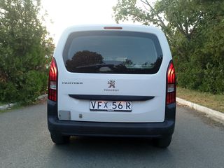 Κλούβα Peugeot 2020 Partner  Eργαλειοθήκη BEKS-thumb-7
