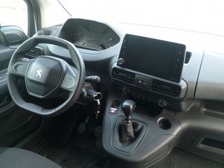 Κλούβα Peugeot 2020 Partner  Eργαλειοθήκη BEKS-thumb-19