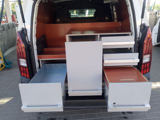 Κλούβα Peugeot 2020 Partner  Eργαλειοθήκη BEKS-thumb-34