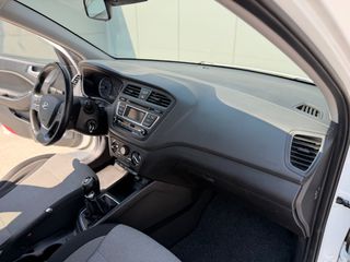 Hyundai i 20 2015 AUTO ΛΑΖΑΡΙΔΗΣ-thumb-28