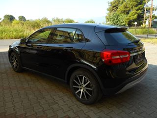 Mercedes-Benz GLA 180 2016 Diesel Σε Αριστη Κατασταση-thumb-7