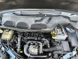 Ford C-Max 2005 GHIA 1,6 FULL EXTRA-thumb-17