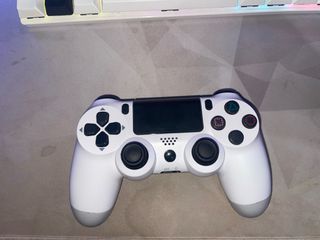 PS4 Pro 1TB + Controller + UFC 3 Game-thumb-4