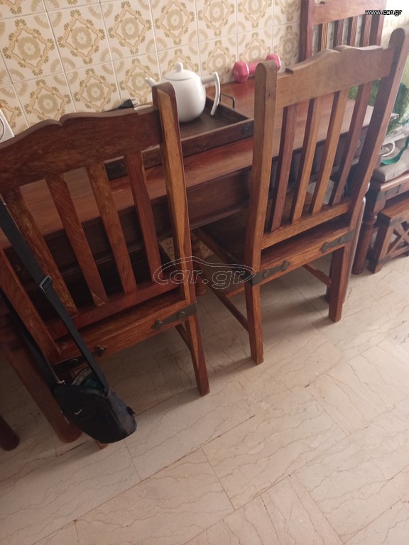 Έπιπλα σπιτιού