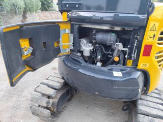 Εκσκαφέας Με Ερπύστριες Komatsu 2021 PC26MR-3-thumb-15