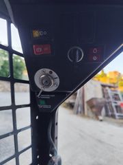 Φορτωτάκι Bobcat 2016 S70-thumb-12