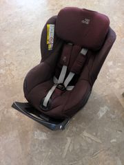 Παιδικό κάθισμα αυτοκινήτου Britax Römer SWINGFIX M i-SIZE