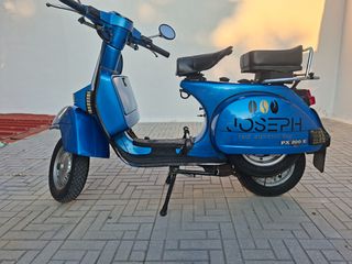 Vespa 1994 PX 200-thumb-1