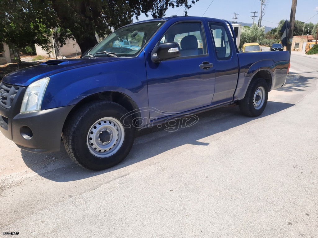 Isuzu D-Max 2010 D-MAX 2,5 TURBO  1.5 ΚΑΜΠΙΝΑ ΕΛΛΗΝΙΚΟ