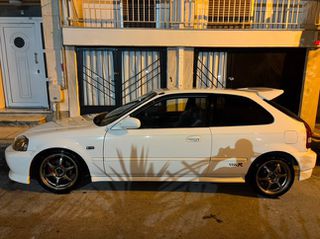 Honda Civic 1999 1.6 VTI