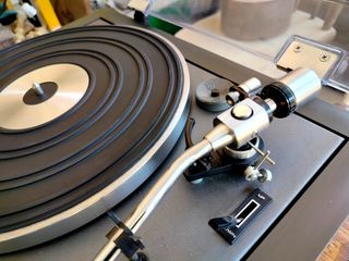 Πικάπ Sanyo TP-626-thumb-4