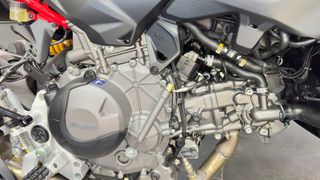 Ducati Hypermotard 2026 V2 SP-thumb-6
